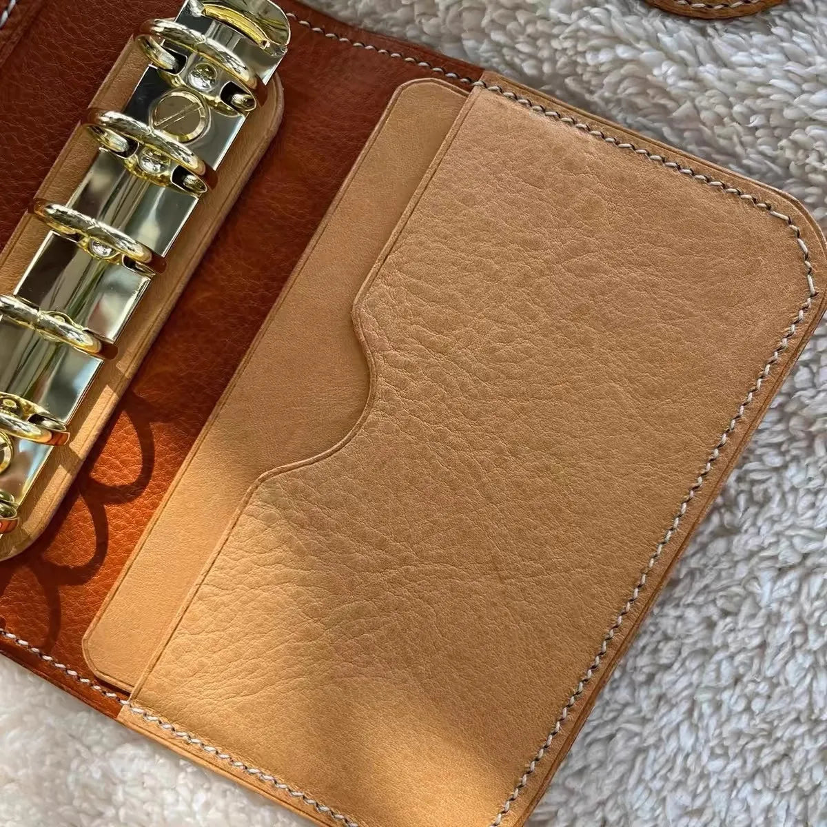 Cute cat A7 notebook retro brown detachable loose-leaf notepad 2 binders portable leather schedule planner,whith 80 pages
