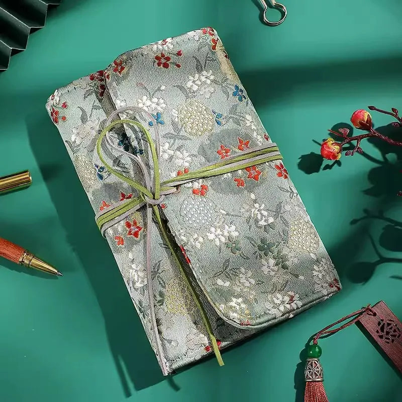 Beautiful Cloth Cover Notebook Girls Retro Chinese Style Girls Loose-leaf Diary Portable Scrapbook Binder Notepad Gift